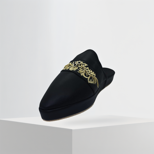 Handmade Moroccan Women’s Babouche Slippers – Black & Gold Edition | Elegant Berber Mules